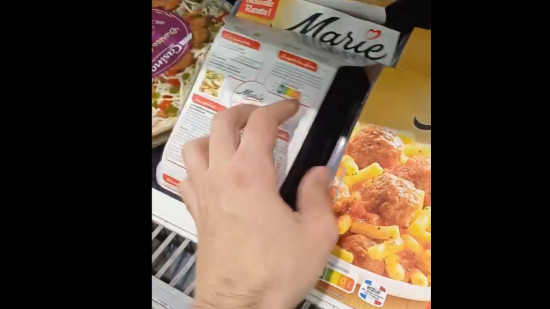 Lyon : L214 va retourner les produits de trois marques de poulet à Auchan Lyon : L214 va retourner les produits de trois marques de poulet à Auchan