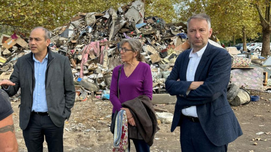 Inondations au sud de Lyon : Bruno Bernard veut "investir aujourd'hui dans la prévention" pour "éviter des catastrophes futures"