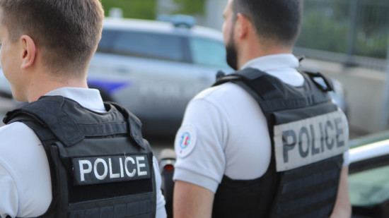 Lyon : trois policiers condamnés pour des violences lors d'une interpellation Lyon : trois policiers condamnés pour des violences lors d'une interpellation