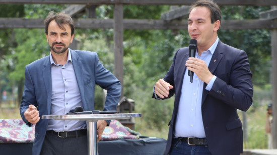 Projet retenu pour le réaménagement de la place Bellecour à Lyon : Pierre Oliver exige un débat