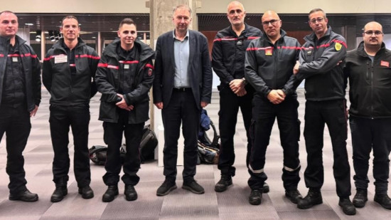 Grève des pompiers du Rhône : un campement installé pour dormir devant la Métropole de Lyon