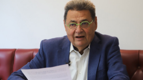 A Villeurbanne, Jean-Paul Bret renie Cédric Van Styvendael : "La première succession n'a pas été réussie" A Villeurbanne, Jean-Paul Bret renie Cédric Van Styvendael : "La première succession n'a pas été réussie"