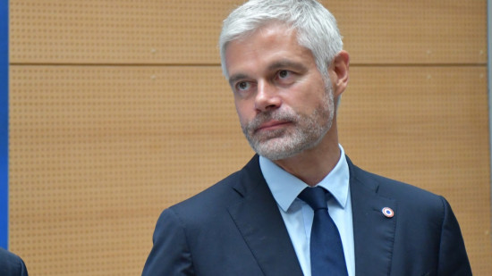Démission de Michel Barnier : Laurent Wauquiez aimerait "un Premier ministre issu des LR" Démission de Michel Barnier : Laurent Wauquiez aimerait "un Premier ministre issu des LR"