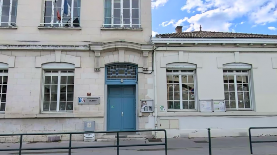 Occupation de l'école Gilibert : la Ville de Lyon prolonge le délai de départ