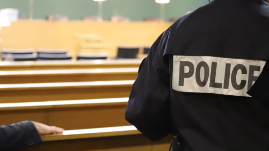 Lyon : le beau-père de Lucas, 7 ans, condamné après sa chute mortelle du 3e étage en 2019