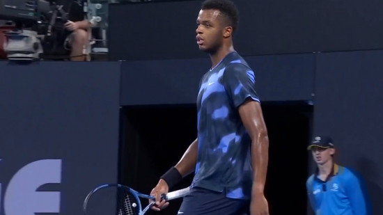 Le Lyonnais Giovanni Mpetshi Perricard s’arrête en demi-finales à Brisbane