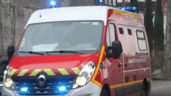 Lyon : un piéton tué par un camion de livraison place du Gros Caillou