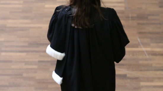 Enlèvement de deux fillettes près de Lyon : leur mère et son complice jugés ce lundi Enlèvement de deux fillettes près de Lyon : leur mère et son complice jugés ce lundi