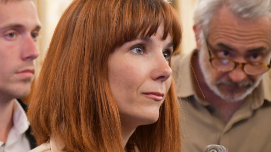 Al-Kindi : Idir Boumertit parle d'une "chasse aux musulmans", Tiffany Joncour le recadre Al-Kindi : Idir Boumertit parle d'une "chasse aux musulmans", Tiffany Joncour le recadre