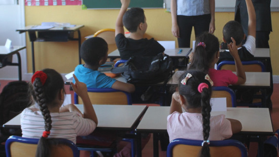 Budget Bayrou : le syndicat SNUDI alerte sur la suppression de 158 classes dans le Rhône