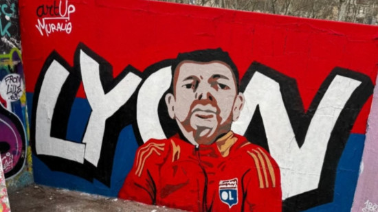 Lyon : une fresque à l’effigie de Pierre Sage taguée sur les berges du Rhône