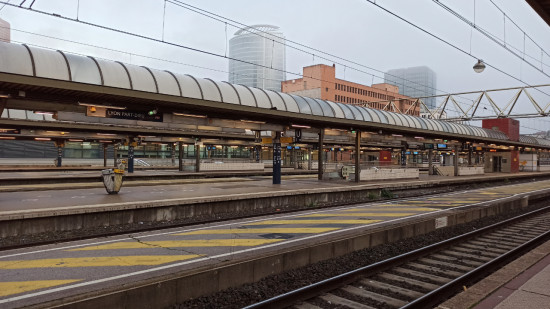 SNCF : le trafic TGV en partie interrompu entre Paris et le Sud-Est, d’importants retards constatés à Lyon SNCF : le trafic TGV en partie interrompu entre Paris et le Sud-Est, d’importants retards constatés à Lyon