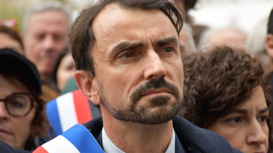 Deux hommes percutés mortellement par un véhicule Tesla : Grégory Doucet s'engage à ce que "toute la lumière soit faite"