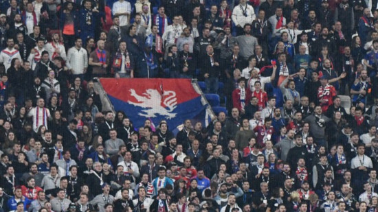 "Salope, réponds !" : des supporters de l'OL à l'origine d'insultes sexistes lors d'un match ?