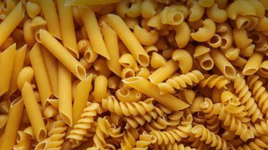 Des larves et des insectes dans les paquets de pâtes : une amende requise contre Panzani à Lyon