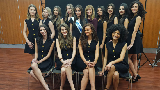 Qui sera élue Miss Grand Lyon 2025 ? Découvrez les 14 candidates en lice pour la couronne (PHOTOS) Qui sera élue Miss Grand Lyon 2025 ? Découvrez les 14 candidates en lice pour la couronne (PHOTOS)