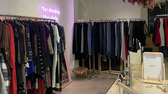 Lyon : un échange de vêtements proposé dans cette boutique éphémère