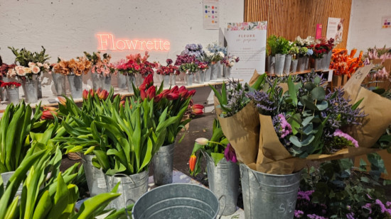 Lyon : un grand marché de fleurs fraîches et séchées s'installe jusqu'à dimanche