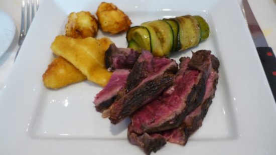 Lyon : la caisse de l’alimentation du 8e connaît un franc succès, près de 300 personnes participent