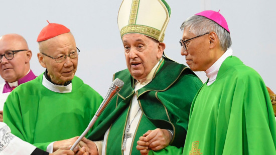 Mort du pape François : les réactions dans le Rhône