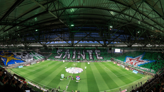 Jet de pièce sur l'arbitre assistant d'ASSE-OL : le supporter placé en garde à vue est bien un Stéphanois