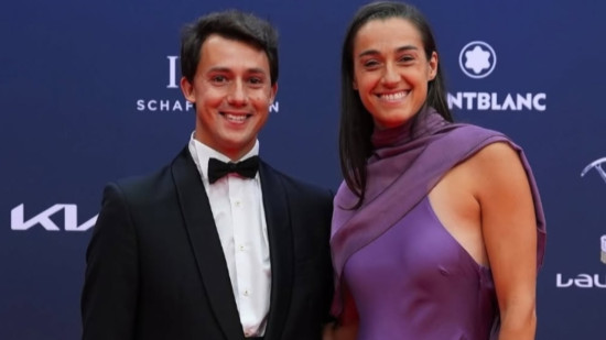 La lyonnaise Caroline Garcia sur le tapis rouge des Trophées Laureus