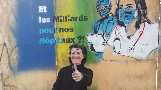 "Nous avons besoin d’eux" : l’hommage d’une artiste lyonnaise aux soignants