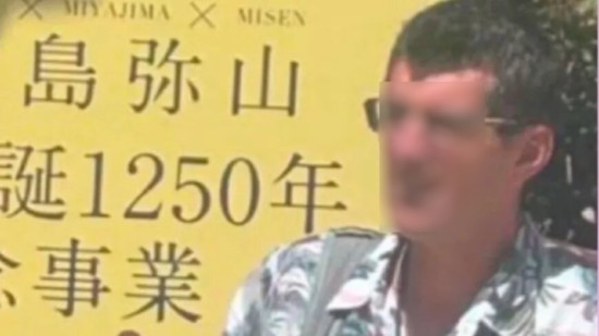 L'influenceur lyonnais AQABABE affirme avoir retrouvé Xavier Dupont de Ligonnès, la photo d'un homme en Asie publiée