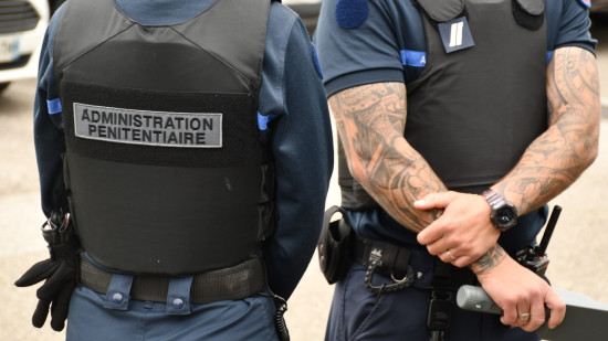 Attaques de prisons : deux suspects mis en examen à Lyon, la piste locale s'affine