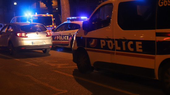 Lyon : poignardé au cou à la Croix-Rousse pour une banale histoire de voiture emboutie ?