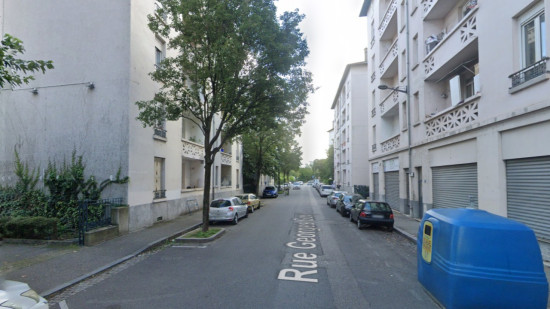 Lyon : une fusillade fait un blessé dans la Cité Jardin, un règlement de comptes sur fond de trafic de drogue ? Lyon : une fusillade fait un blessé dans la Cité Jardin, un règlement de comptes sur fond de trafic de drogue ?