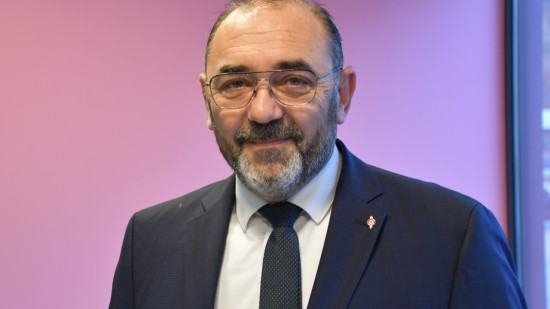 Vote pour la suppression des ZFE : "Un camouflet pour les écologistes qui ont voulu diviser les populations" selon le maire de Saint-Priest Gilles Gascon Vote pour la suppression des ZFE : "Un camouflet pour les écologistes qui ont voulu diviser les populations" selon le maire de Saint-Priest Gilles Gascon