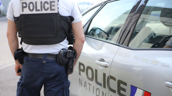 Près de Lyon : enquête ouverte après la mort violente d’un couple de personnes âgées dans leur lit