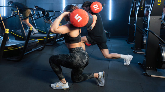 J'ai testé à Lyon : l'Hyrox, le nouveau sport qui fait fureur