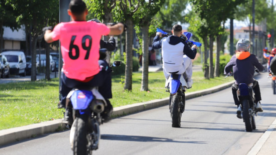 Rodéo urbain à La Duchère : un motard de 20 ans chute en fuyant la police