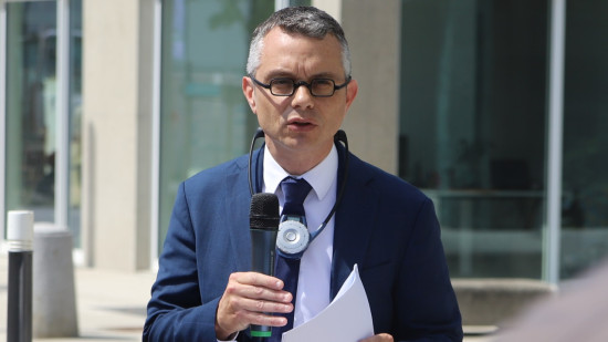 Fresque à Vénissieux : "Cette polémique est infondée, toxique et indigne" selon Renaud Payre (Métropole de Lyon)