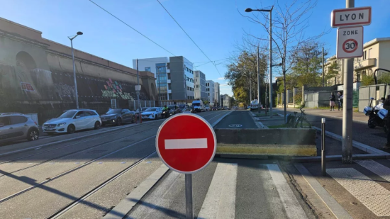 Voie Lyonnaise 12 : l’avenue Rockefeller restera en sens unique, une décision qui fait grincer des dents