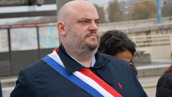 Municipales à Lyon : "une étrange campagne", Thomas Dossus s'interroge sur les méthodes de Jean-Michel Aulas