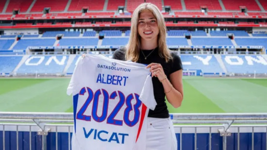 Une internationale américaine arrive à OL Lyonnes en provenance du PSG