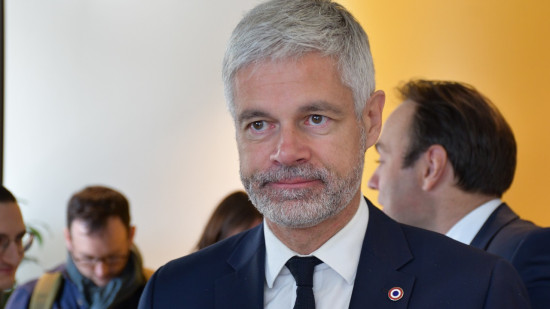 "C’est lamentable" : Laurent Wauquiez s’indigne de la proposition de LFI sur le désarmement de la police municipale