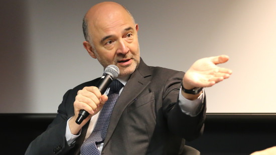 "Je suis sorti au moment de la délibération" à la Cour des comptes : Pierre Moscovici nie tout copinage avec Najat Vallaud-Belkacem