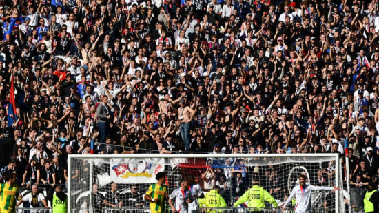 A un mois de la reprise du championnat, l’OL n’a toujours pas lancé sa campagne d’abonnements ! A un mois de la reprise du championnat, l’OL n’a toujours pas lancé sa campagne d’abonnements !