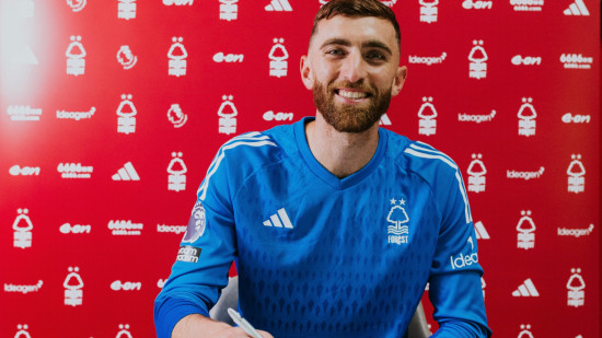 A cause de John Textor, l'OL est obligé de recruter et surpayer un gardien américain A cause de John Textor, l'OL est obligé de recruter et surpayer un gardien américain