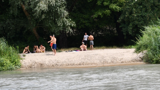 Dix bons plans pour se baigner à Lyon et ses environs cet été !