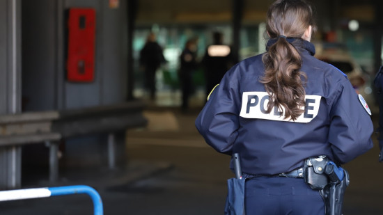 Vénissieux : une fusillade éclate, un homme blessé par balle au cou