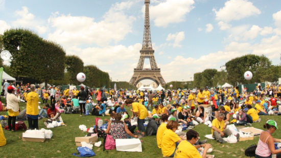 Le Secours populaire organise une journée à Paris pour les enfants de Lyon qui n’ont pas la chance de partir en vacances