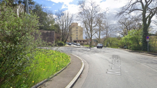 Lyon : un cycliste grièvement blessé dans un accident avec un automobiliste Lyon : un cycliste grièvement blessé dans un accident avec un automobiliste