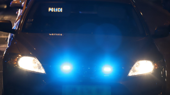 Lyon : une porte visée par des tirs d'arme à feu, les malfaiteurs mettent ensuite le feu à l'immeuble Lyon : une porte visée par des tirs d'arme à feu, les malfaiteurs mettent ensuite le feu à l'immeuble