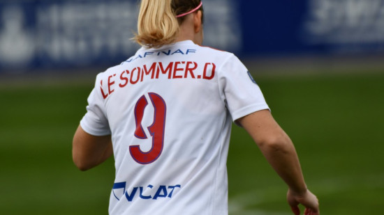 Son départ de l’OL féminin, non-sélection en équipe de France : Eugénie Le Sommer sort du silence Son départ de l’OL féminin, non-sélection en équipe de France : Eugénie Le Sommer sort du silence