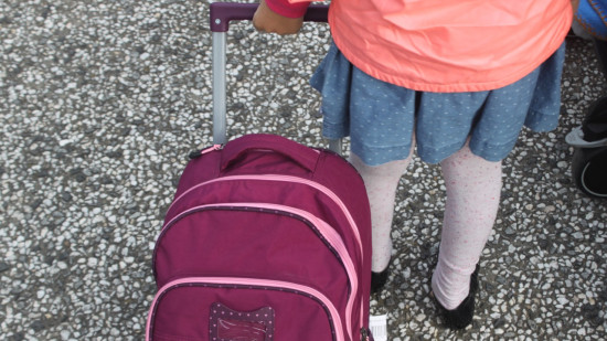 "Leur place est à l’école, pas à la rue" : plus de 2 000 enfants contraints de dormir dehors alerte Marie-Charlotte Garin